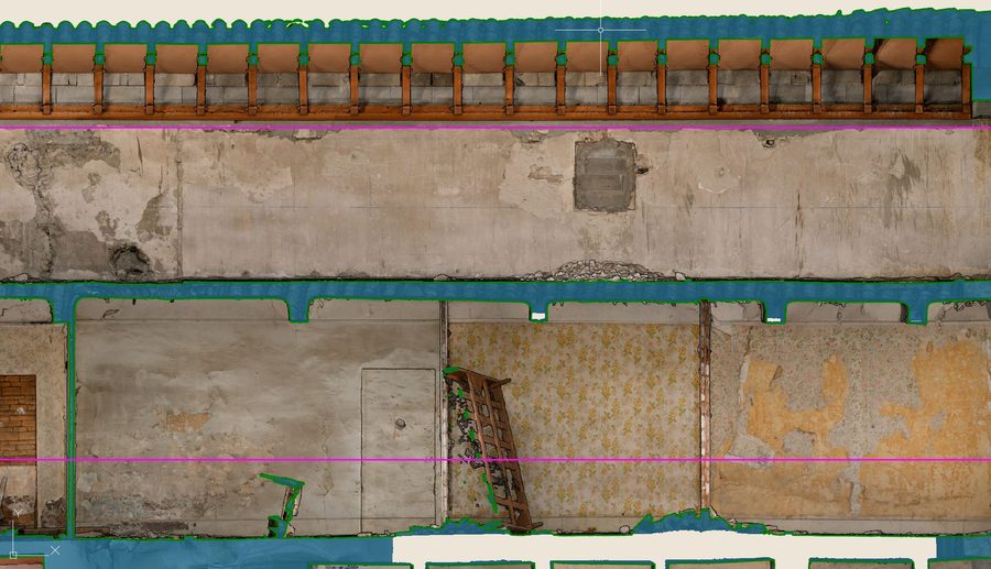 Le détail d'une coupe à 5&nbsp;mm/pixel dans AutoCAD&nbsp;: les solives
                       et les enduits lisibles, la maçonnerie tranchée en bleu, le trait
                       de coupe en vert et la hauteur des plans en magenta.